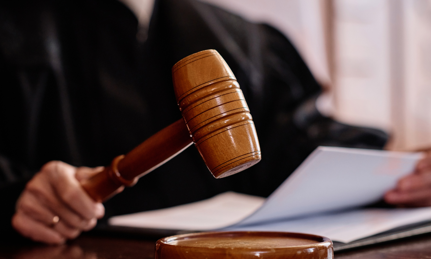 Dozór elektroniczny a recydywa