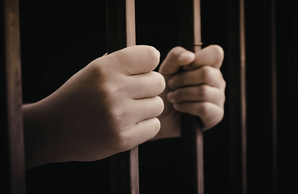 Przestępstwo narkotykowe – rodzaje zarzutów i możliwe konsekwencje prawne